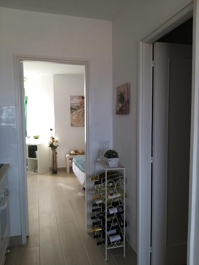 Neu Renoviertes, Huebsches Und Gemuetliches Appartement Mit Balkon Und Meerblick Costa De Antigua Ngoại thất bức ảnh